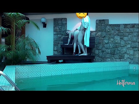 ❤️ Boss invites maid to the pool, but couldn't resist a hot ❤️ Super sex at us ❌️